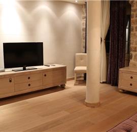 10 bedroom waterfront villa with pool near Dobrota, Kotor Bay, sleeps 22